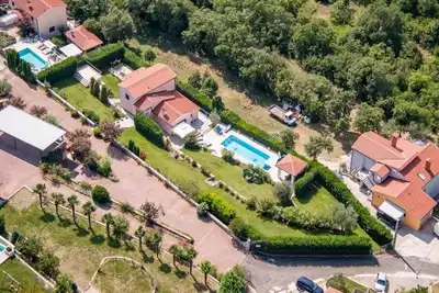 Image de Maison de vacances dans Ripenda Kras avec loggia, Climatisation, Wifi, Machine à laver (676-1)