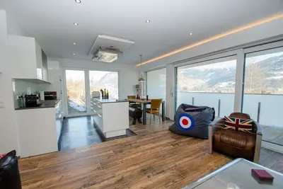 Image de Superb Alpine Lodges Zell am See 4pax