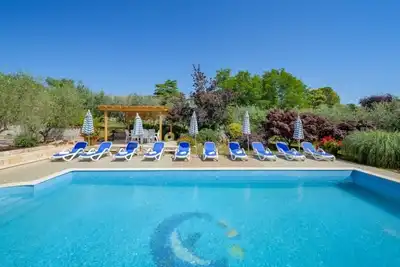 Image de Appartement dans Bašanija avec vue mer, terrasse, Climatisation, Wifi (113-3)