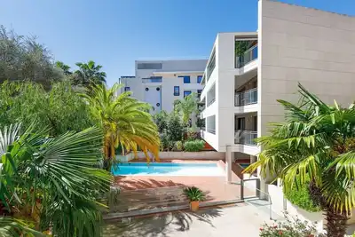 Appartement neuf dans une résidence avec piscine