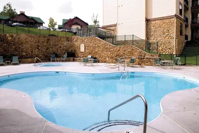 Image de Sevierville, Tn: Condo 1 chambre: vue sur la montagne, bain à remous et excellent emplacement