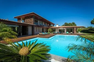 Image de Modern 5 Bedroom Villa in the heart of Quinta do Lago. With gym, games room, pool and more Dm07 - Almancil, Algarve