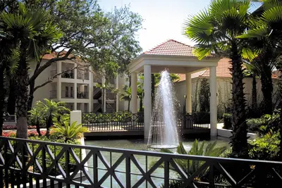 Image de Orlando, Fl: 1br 4 Miles de Disney w \/ Whirlpool Tub, Resort Pool, WiFi & More!