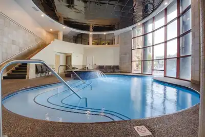 Image de Suite 2 chambres avec WiFi gratuit, piscine du complexe et à quelques pas du port