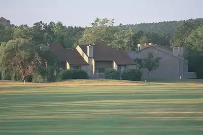 Image de Fairfield Bay, Ar: 1br au Top-Rated Resort! Piscine et Lac, activités en plein air et plus