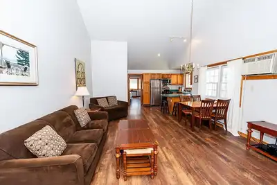 Image de Stowe Village Condo - Amenez les enfants dans ce confortable appartement 1 Br du centre-ville de Stowe!