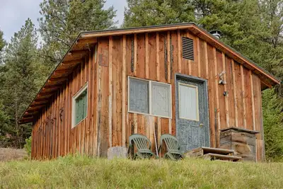 Image de Pour Sportsman, cette cabane à Eden Valley Guest Ranch