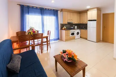 Image de Bel appartement avec terrasse et piscine près de la plage et des commerces Inmosantos Daniel TipoC