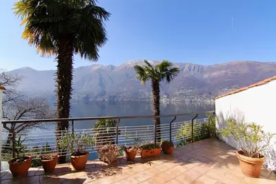 Image de Appartement de 2 chambres meublées avec goût avec grand balcon et vue sur le lac de rêve