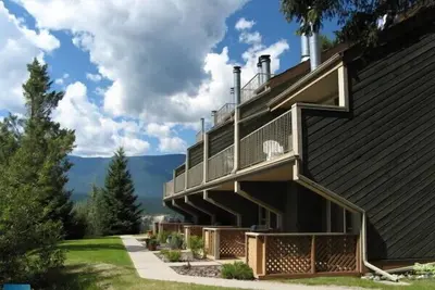 Image de Akiskinook Resort - 1 Br Mtn View Condo! Indoor Pool\/Hot Tub\/Beach\/Golf\/Tennis!