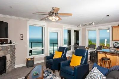 Image de * Promo! * Deuxième étage Condo de coin, Oceanfront, bain à remous privé, piscine, Wifi