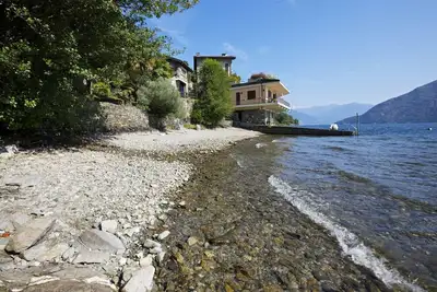 appartement 1 chambre dans une station balnéaire avec une plage privée