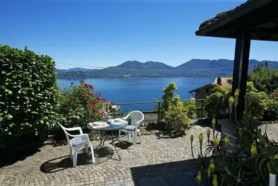 Image de Appartement de 2 pièces meublé avec goût avec terrasse et Kiwi Pergola