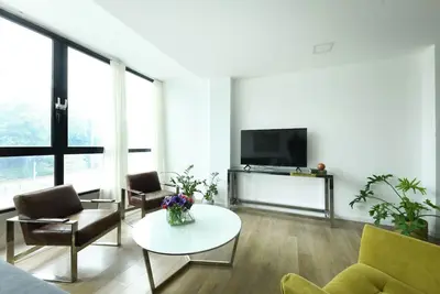 Image de Hayarkon 185 North · Luxe dans un emplacement superbe Accès au toit avec vue