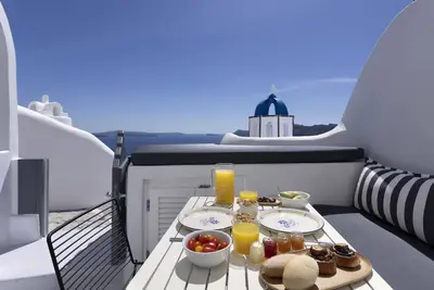 Image de Bluedome Suite-Luxury 1 chambre villa avec bain à remous extérieur