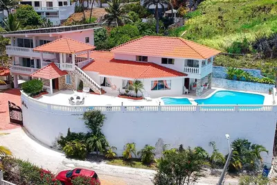 Image de La Vista Villa avec vue sur Playa Cofresi et Puerto Plata