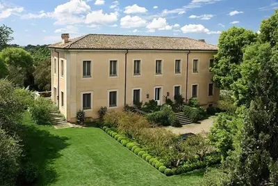 Image de vacances vacances grande villa location italie, lazio, près de rome, piscine, air conditionné, jardins, vue, grand domaine, château