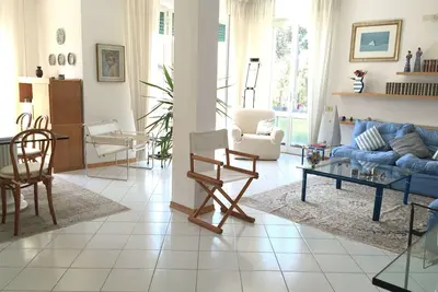 Appartement luxueux, face au parc et à deux pas des plages
