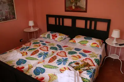Image de B & B Pays Etna - Salle de tournesol