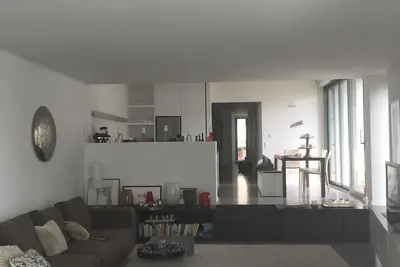 Image de Appartement de rêve dans le meilleur emplacement, sur le lac, très confortable et chic
