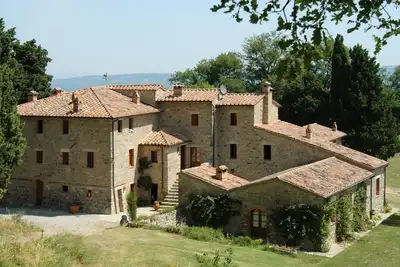 Image de Agriturismo Castelrotto Charme & Comfort - Vacances en Toscane
