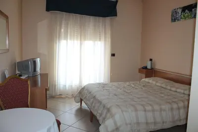 Image de Chambre Royale Avec Balcon - Royal Hotel