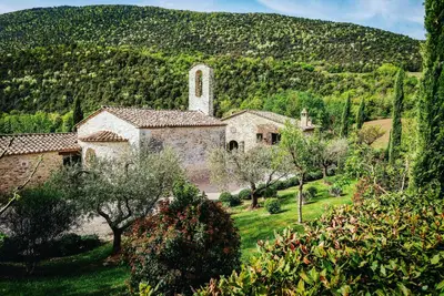 Image de Chiesa Del Carmine - Villa de luxe ombrienne dans une magnifique campagne, 14 couchages