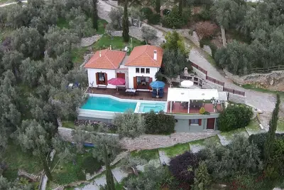 Image de Villa de luxe, Pinakates Peliou