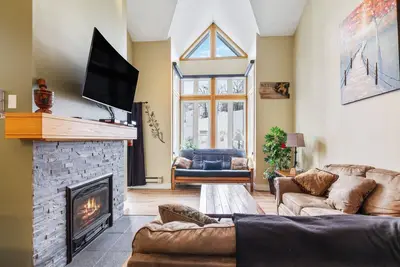 Image de Blue Mountain, 2br, Slopeside-Chateau Ridge (à déterminer)