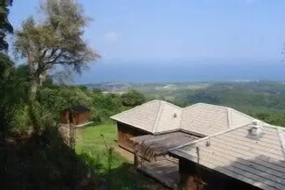 Image de Maison bois isolée avec vue imprenable sur la mer: villégiature idéale-clim