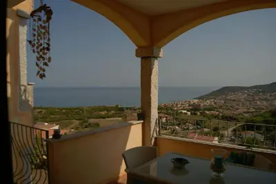 Image de Helichrysum Maison - Maison de vacances avec terrasse donnant sur le golfe de l'Asinara
