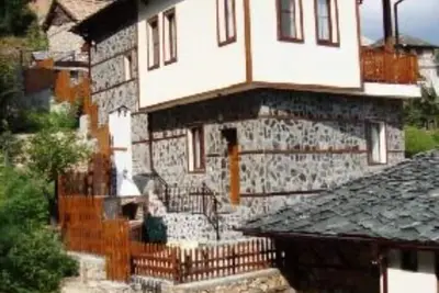 Image de Maison \/ villa - GotzeDelchev