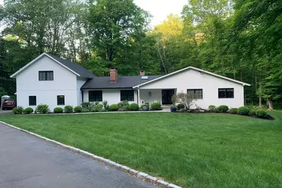 Image de L'été à Westport, Ct! - Rénové, privé, proche de tout!