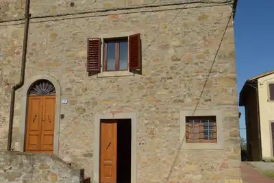 Image de Appartement dans un village médiéval dans le Chianti florentin