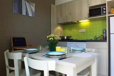 Image de 3 Pièces 4 Personnes 1 bébé