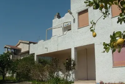 Image de Villa à 700 mètres de la mer avec parking privé, climatisation et wi-fi