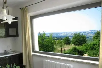 Image de appartement en bordure de forêt