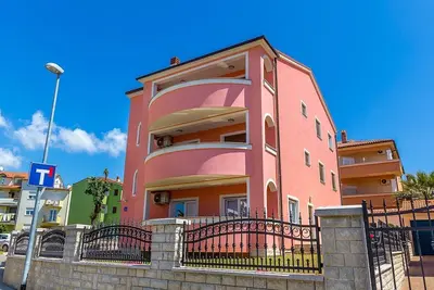 500 mètres jusqu'à la plage de sable