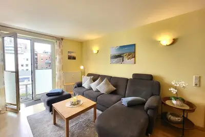 Image de Duhner Düne Apartment 14, non fumeur, WiFi, ascenseur, chaise de plage sur la plage (en saison)