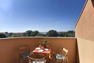 Image de A seulement 100 mètres de la plage et vue sur la mer
