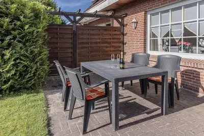 Image de Confortable et idyllique: La maison à mi-terrasse avec ses 65 mètres carrés situé derrière le