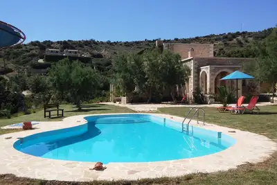 Image de Maison de vacances avec piscine, grand jardin, idyllique et calme, Wifi | Triopetra, Crète