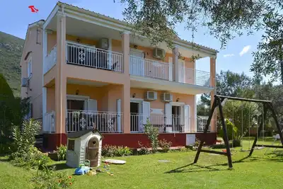 Image de Parfait pour ceux qui cherchent la paix! Cottage dans la campagne près de la plage | Prassoudi, Corfou