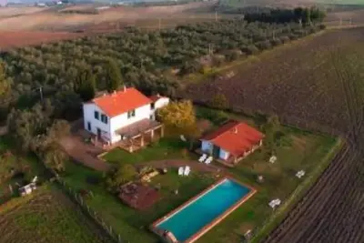 Image de Small but nice--the countryside around, the sea nearby, the pool next door