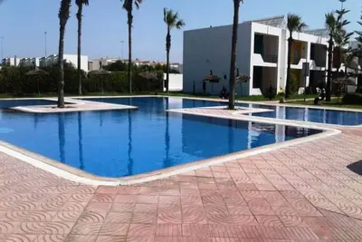 Image de Appartement pied dans l'eau Ă Sary beach 3958