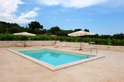 Image de Trulli Valle D'Itria Le Vignoble 10/12 Lits