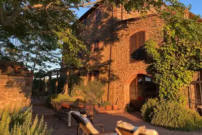 Image de Appartements meublés avec amour dans une belle villa de campagne pour 2-5 personnes