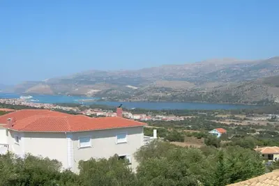 Image de Appartements de charme et de détente à Helmata avec vue!