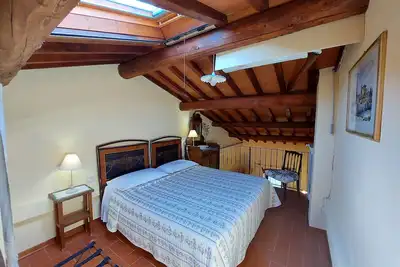 Image de Appartement romantique, vues magnifiques dans agrotourisme près de Florence.