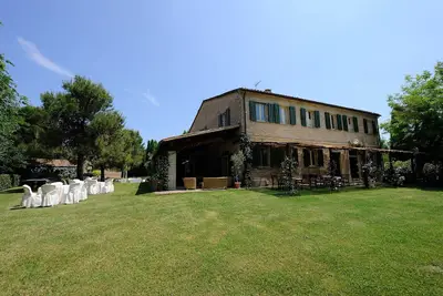 Image de Ancienne ferme avec piscine